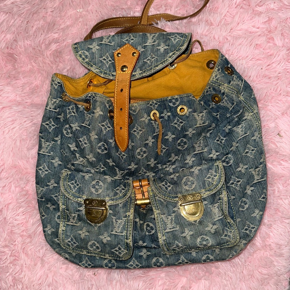 Louis Vuitton Blue and Tan Backpack with Monogram Design